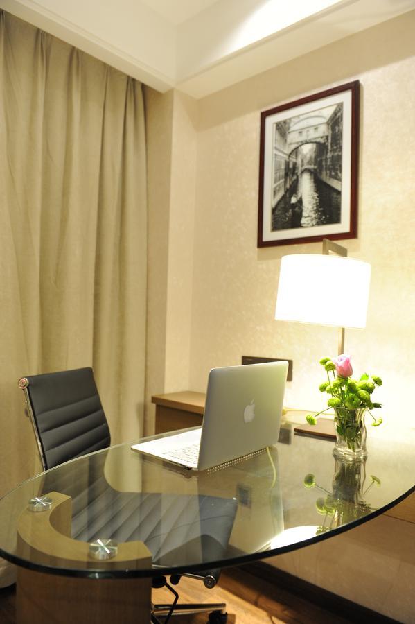 Atour X Hotel Shanghai Hongqiao Airport Konggang Road Bagian luar foto