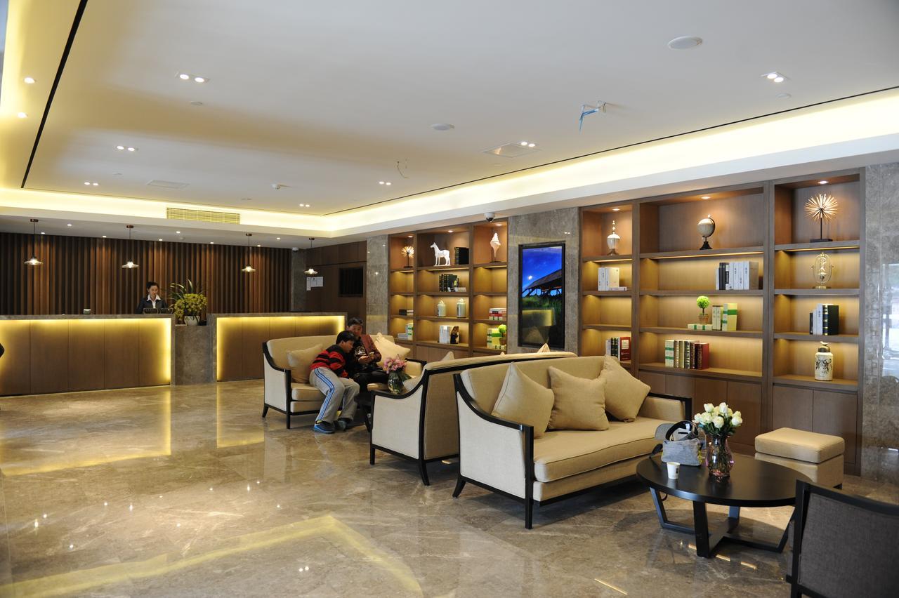 Atour X Hotel Shanghai Hongqiao Airport Konggang Road Bagian luar foto