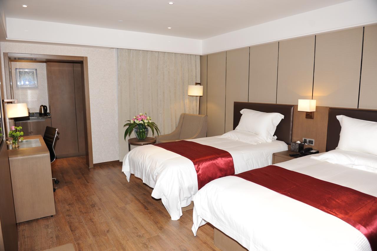 Atour X Hotel Shanghai Hongqiao Airport Konggang Road Bagian luar foto