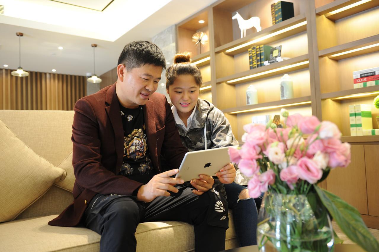 Atour X Hotel Shanghai Hongqiao Airport Konggang Road Bagian luar foto